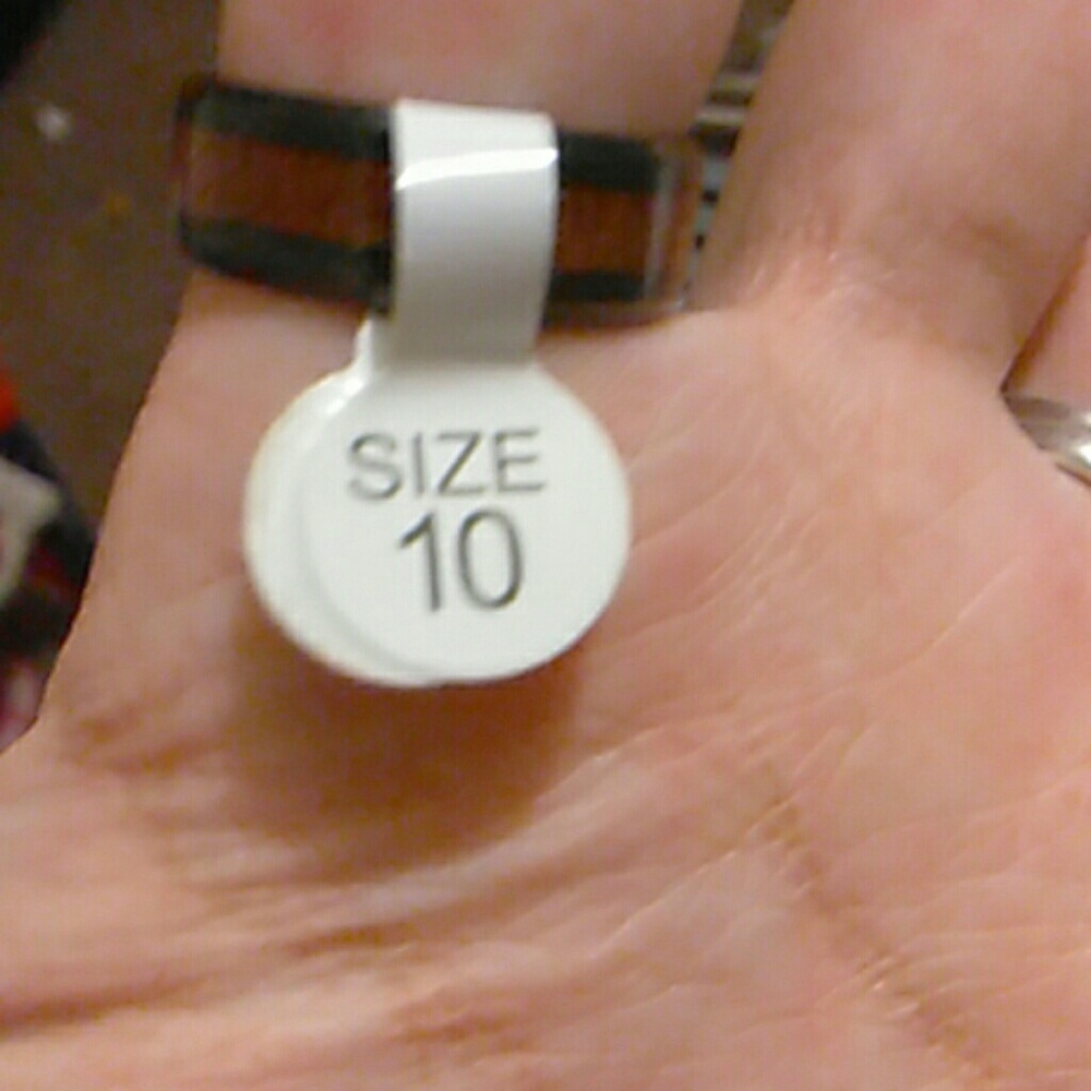 Ring - Picture 2 of 3